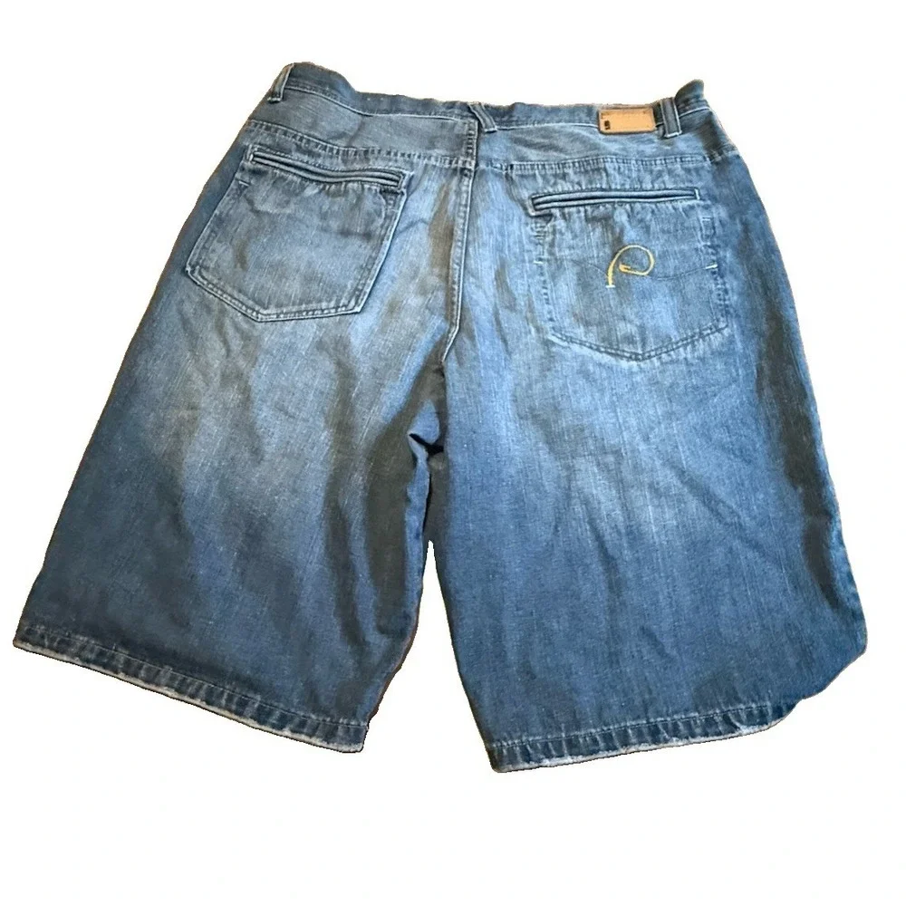 Vintage Y2K Rocawear 42 Embroidered Denim Shorts Jorts 42w Skater Hip Hop